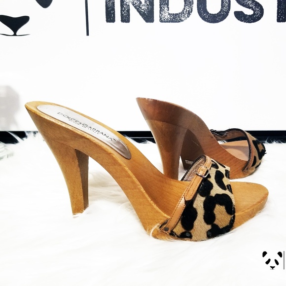 SOLD Dolce & Gabbana Leopard Heels Lavish Size 7 - Picture 6 of 8
